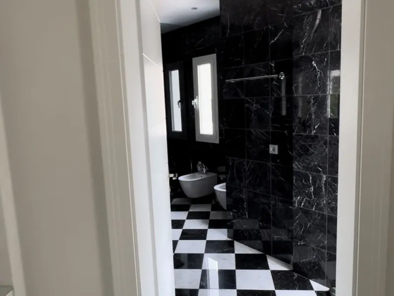 For Sale: Elegant Fully Renovated Townhouse near Puente Romano