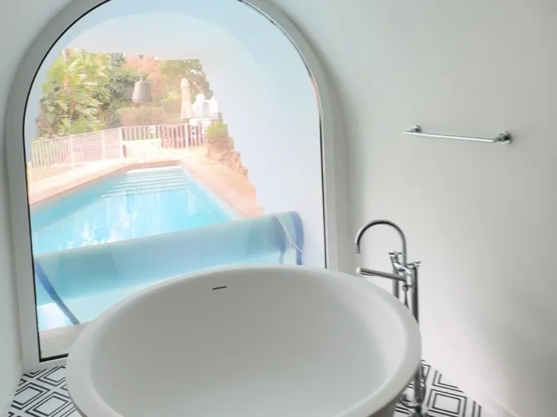 For Sale: Elegant Fully Renovated Townhouse near Puente Romano