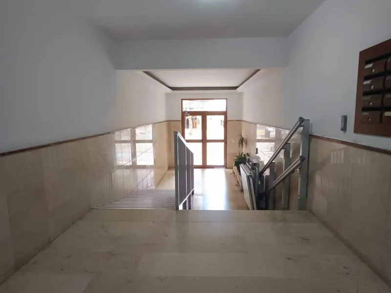 Apartment - Middle Floor Apartment в продаже в Fuengirola, Málaga. В доме 4 спален и 1 ванных комнат. Площадь дома 110 м²