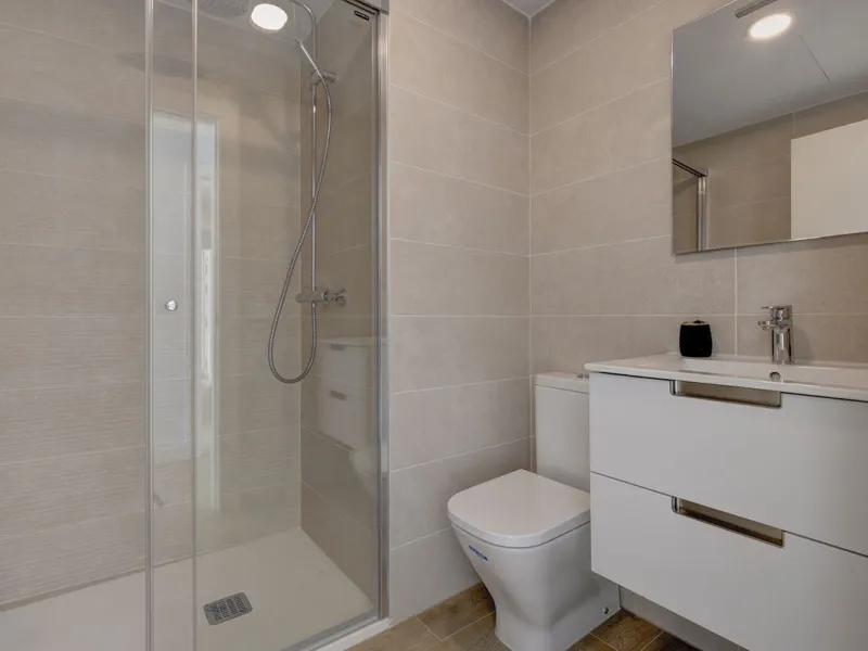 We are delighted to present this exceptional brand new two-bedroom apartment on the first floor of the brand-new One80 Suites development.