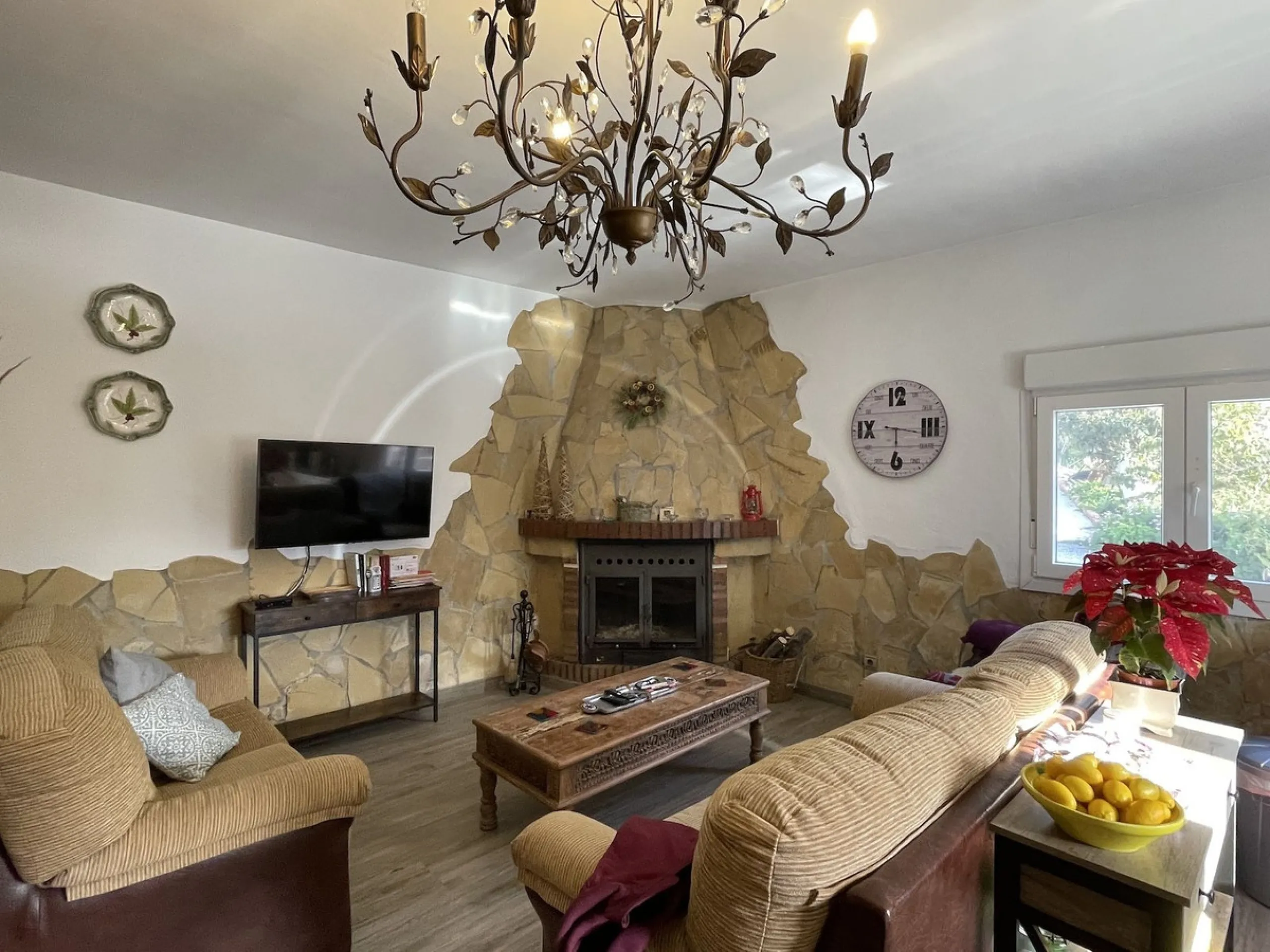 *Located in Rio de la Miel near Nerja*