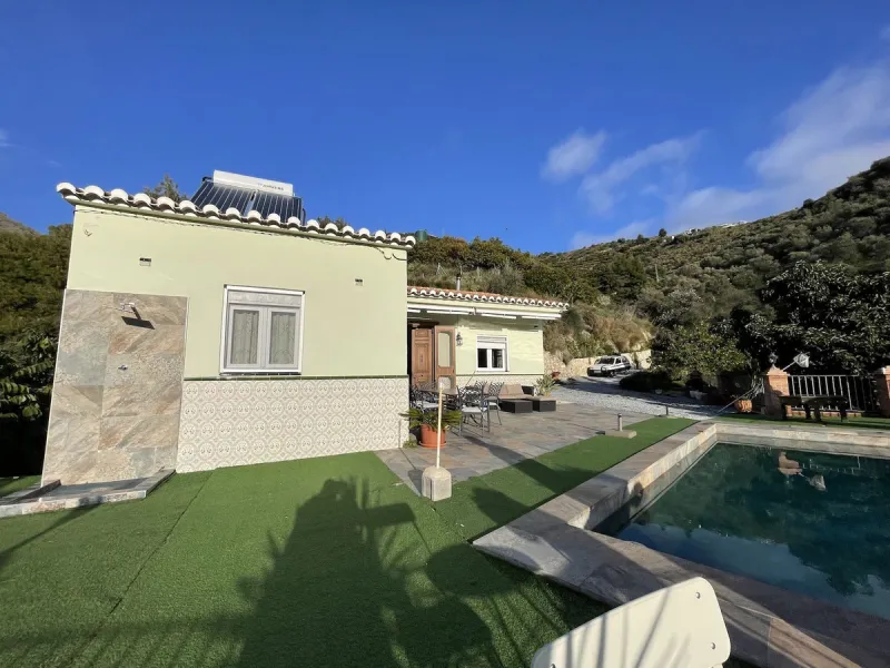 *Located in Rio de la Miel near Nerja*