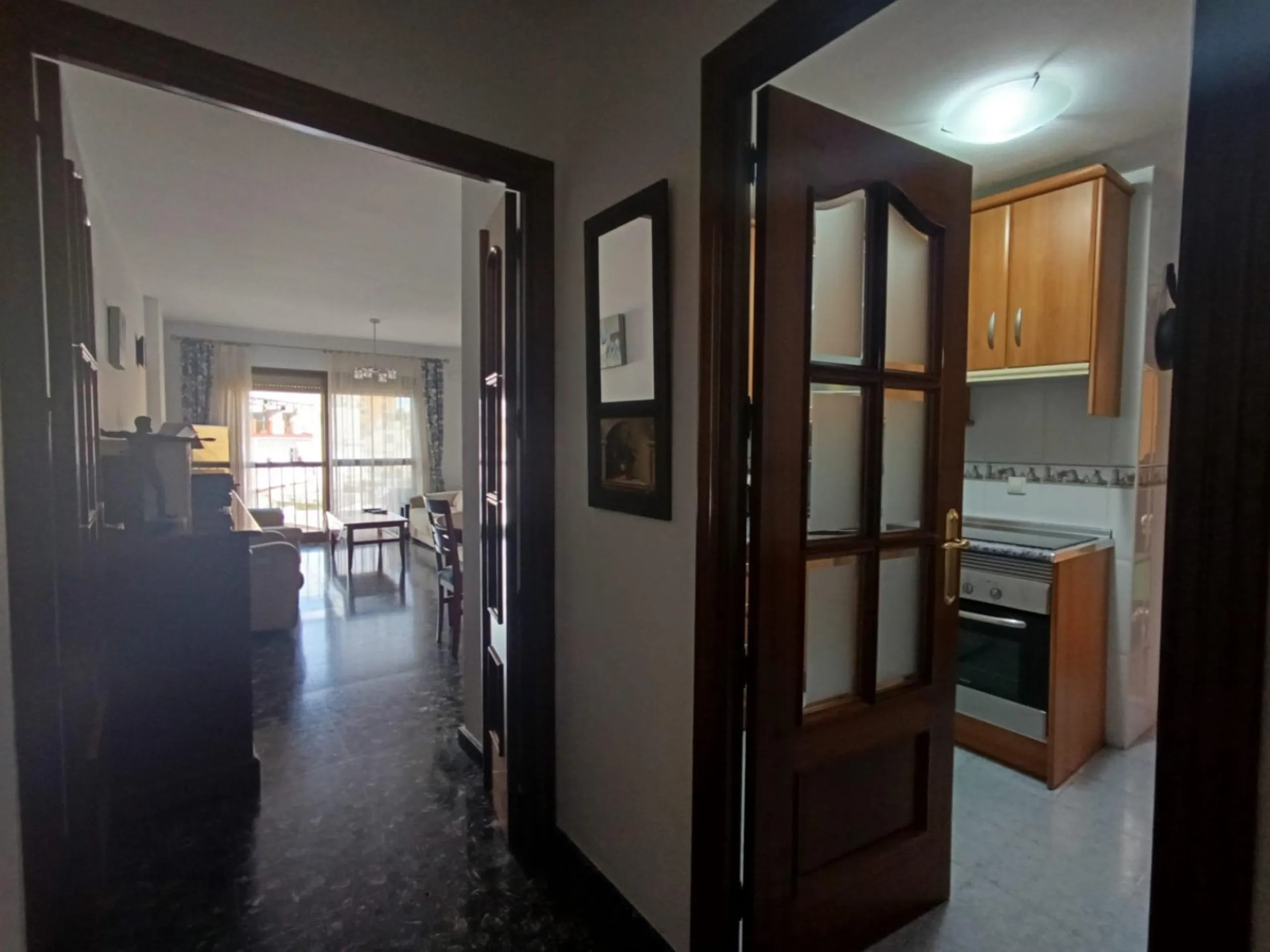Apartment - Middle Floor Apartment в продаже в Fuengirola, Málaga. В доме 4 спален и 1 ванных комнат. Площадь дома 110 м²