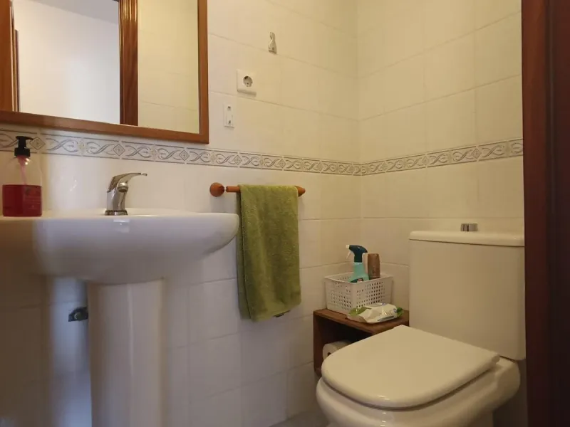 Apartment - Middle Floor Apartment в продаже в Fuengirola, Málaga. В доме 4 спален и 1 ванных комнат. Площадь дома 110 м²