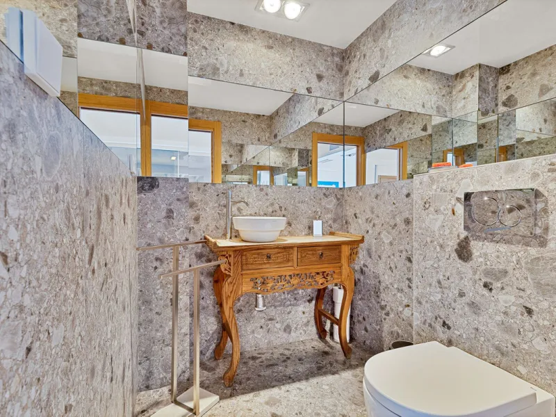 ✨ 235 m² built + 80 m² enclosed terrace | 591 m² plot | Private pool | Views of the Bay of Fuengirola ✨