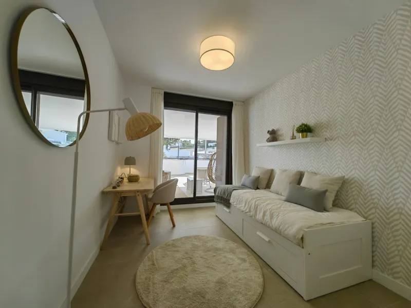 Brand-New Luxury 4-Bedroom Apartment in South Place, Las Mesas, Estepona