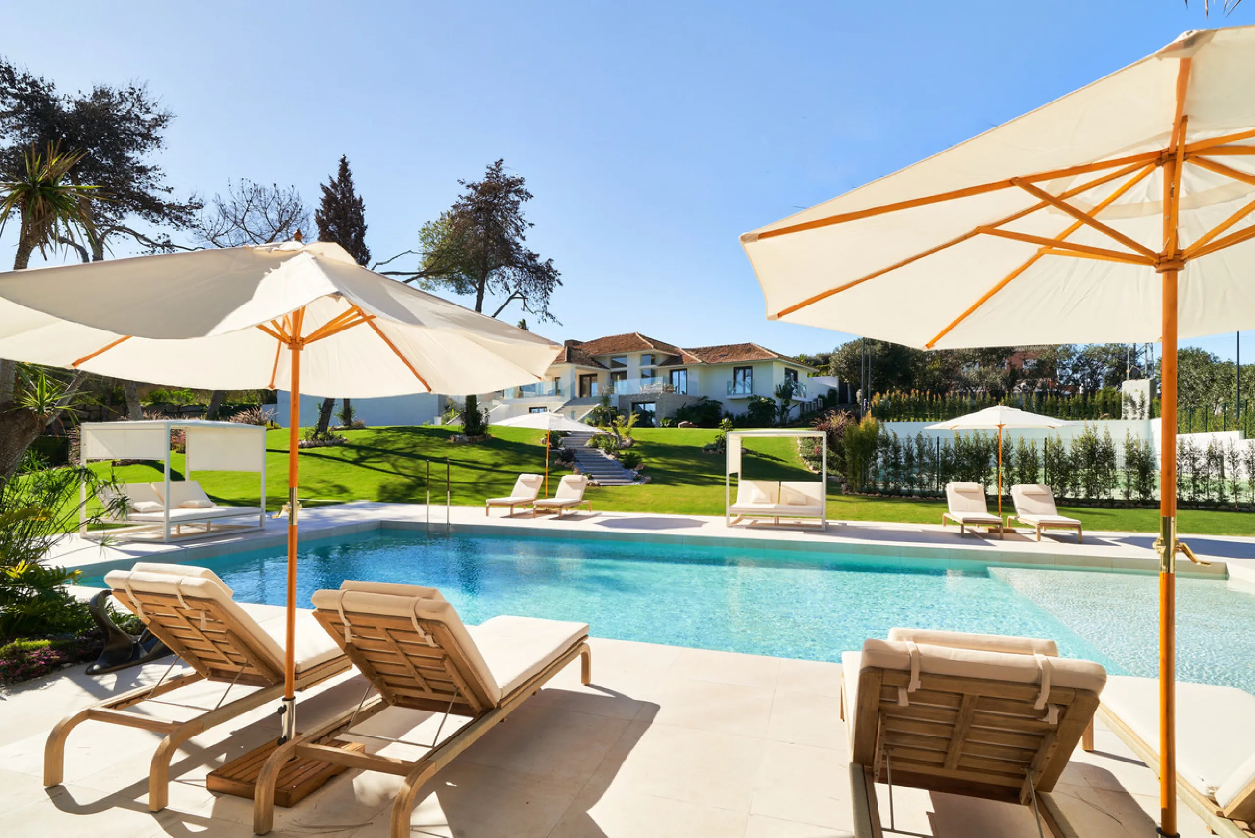 Villa Audrey | Luxury Modern Villa with Private Pool, Tennis Court & Guest Apartment.