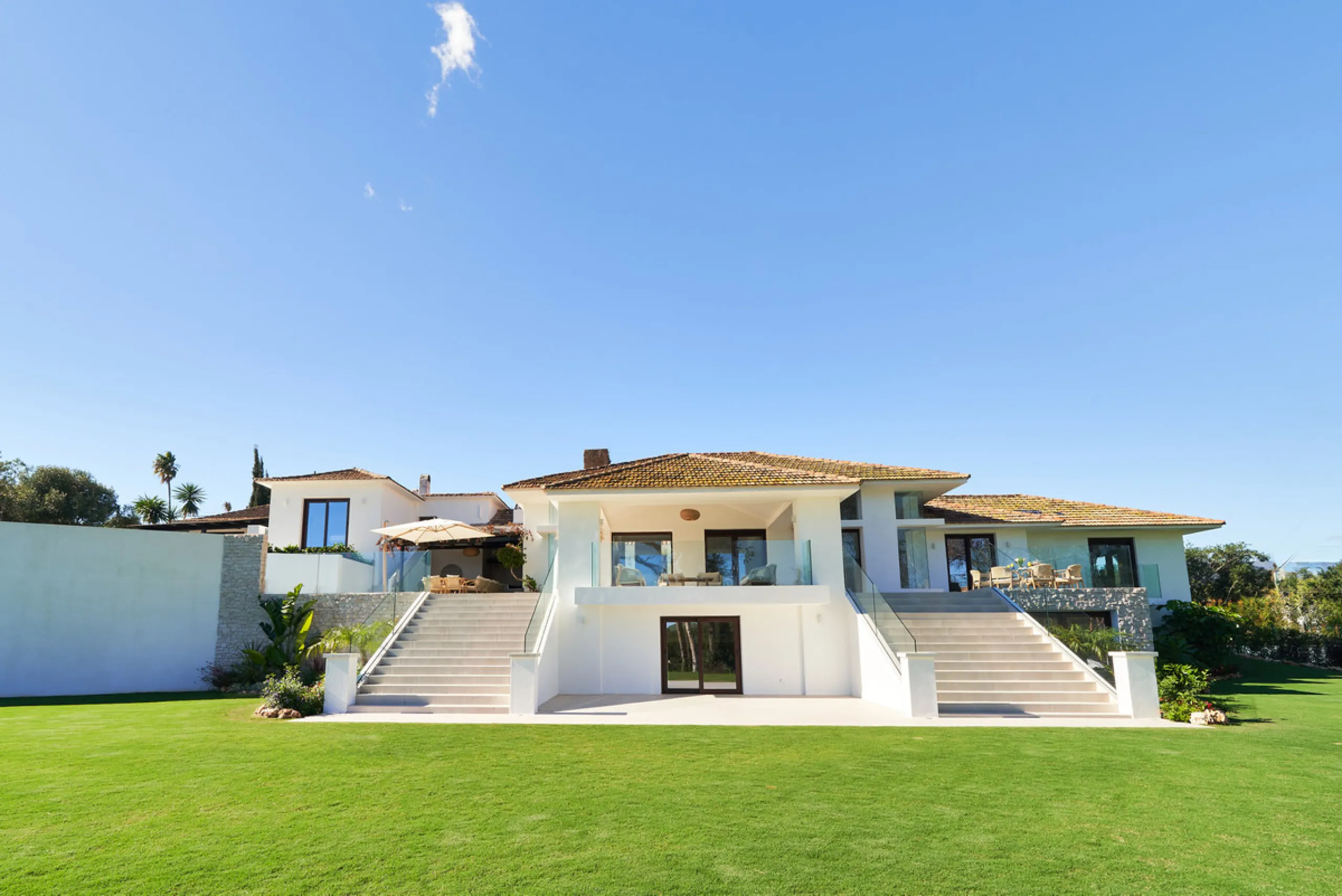 Villa Audrey | Luxury Modern Villa with Private Pool, Tennis Court & Guest Apartment.
