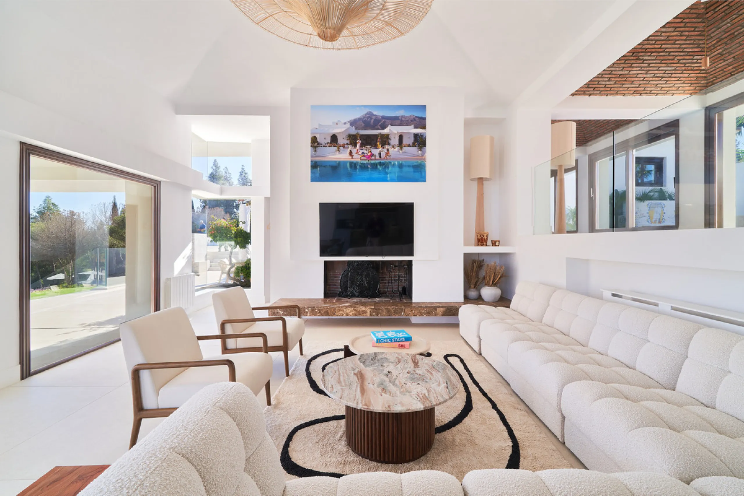 Villa Audrey | Luxury Modern Villa with Private Pool, Tennis Court & Guest Apartment.