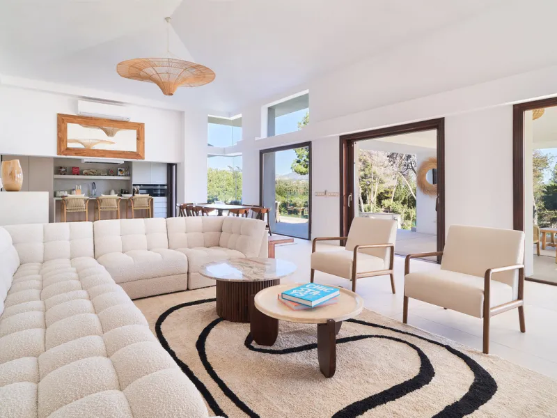 Villa Audrey | Luxury Modern Villa with Private Pool, Tennis Court & Guest Apartment.