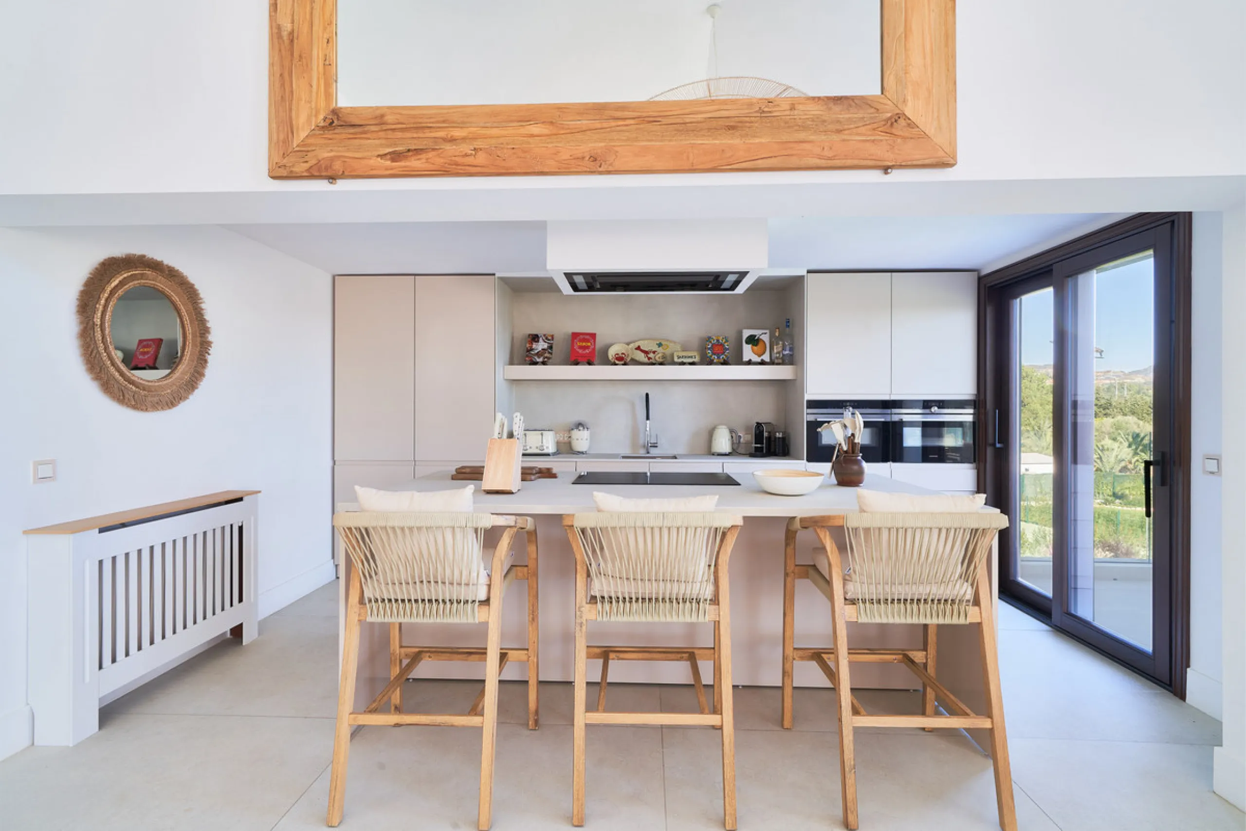 Villa Audrey | Luxury Modern Villa with Private Pool, Tennis Court & Guest Apartment.