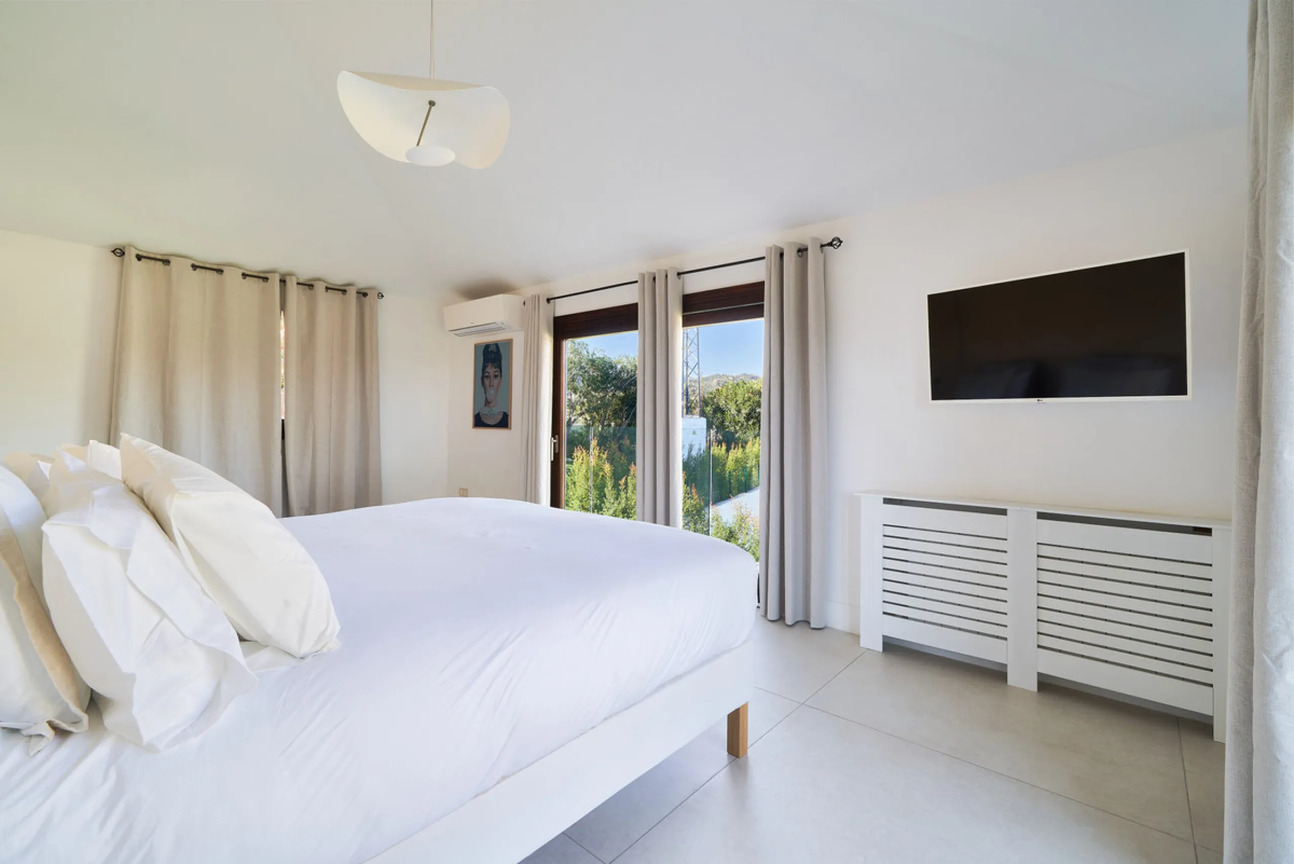 Villa Audrey | Luxury Modern Villa with Private Pool, Tennis Court & Guest Apartment.