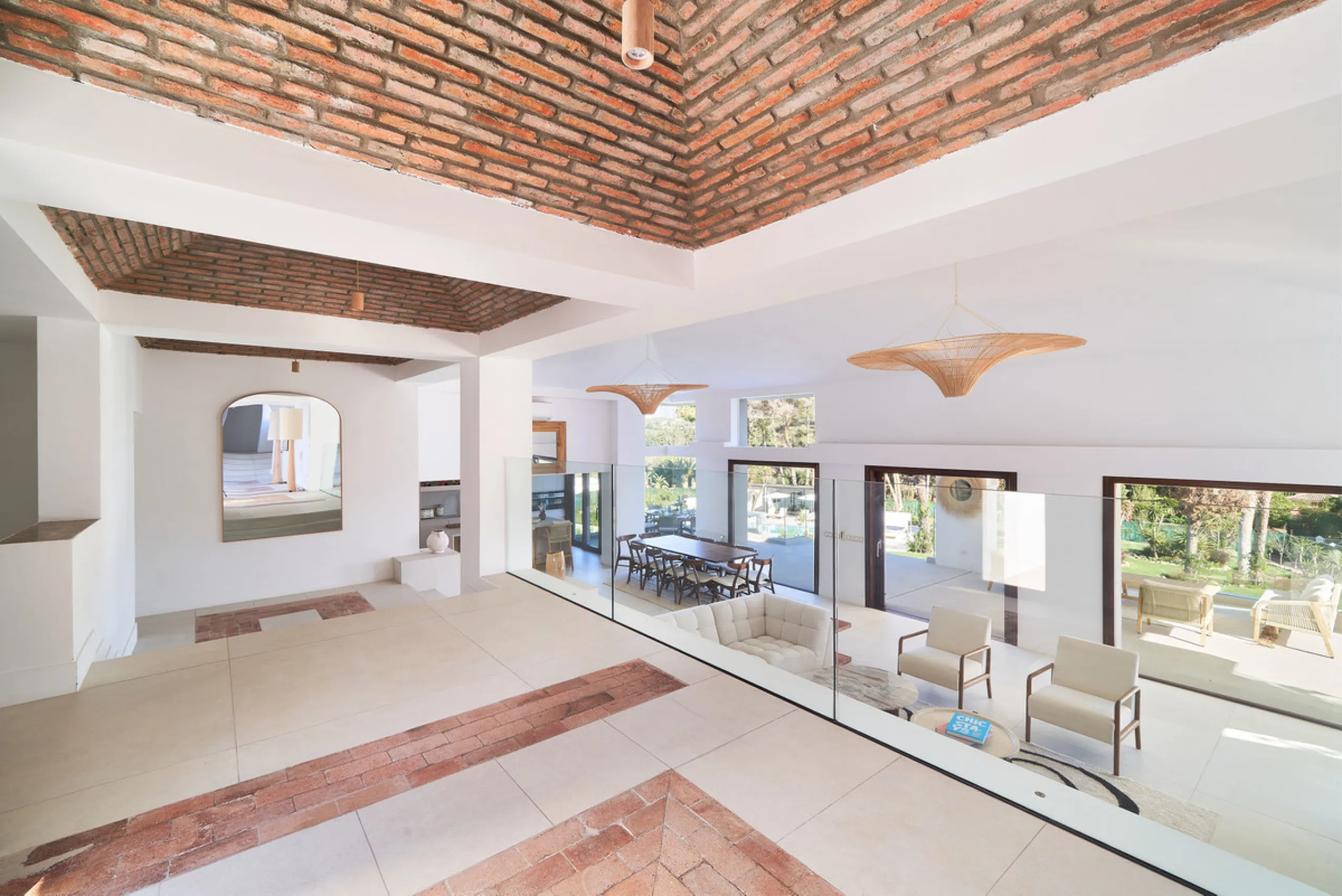 Villa Audrey | Luxury Modern Villa with Private Pool, Tennis Court & Guest Apartment.