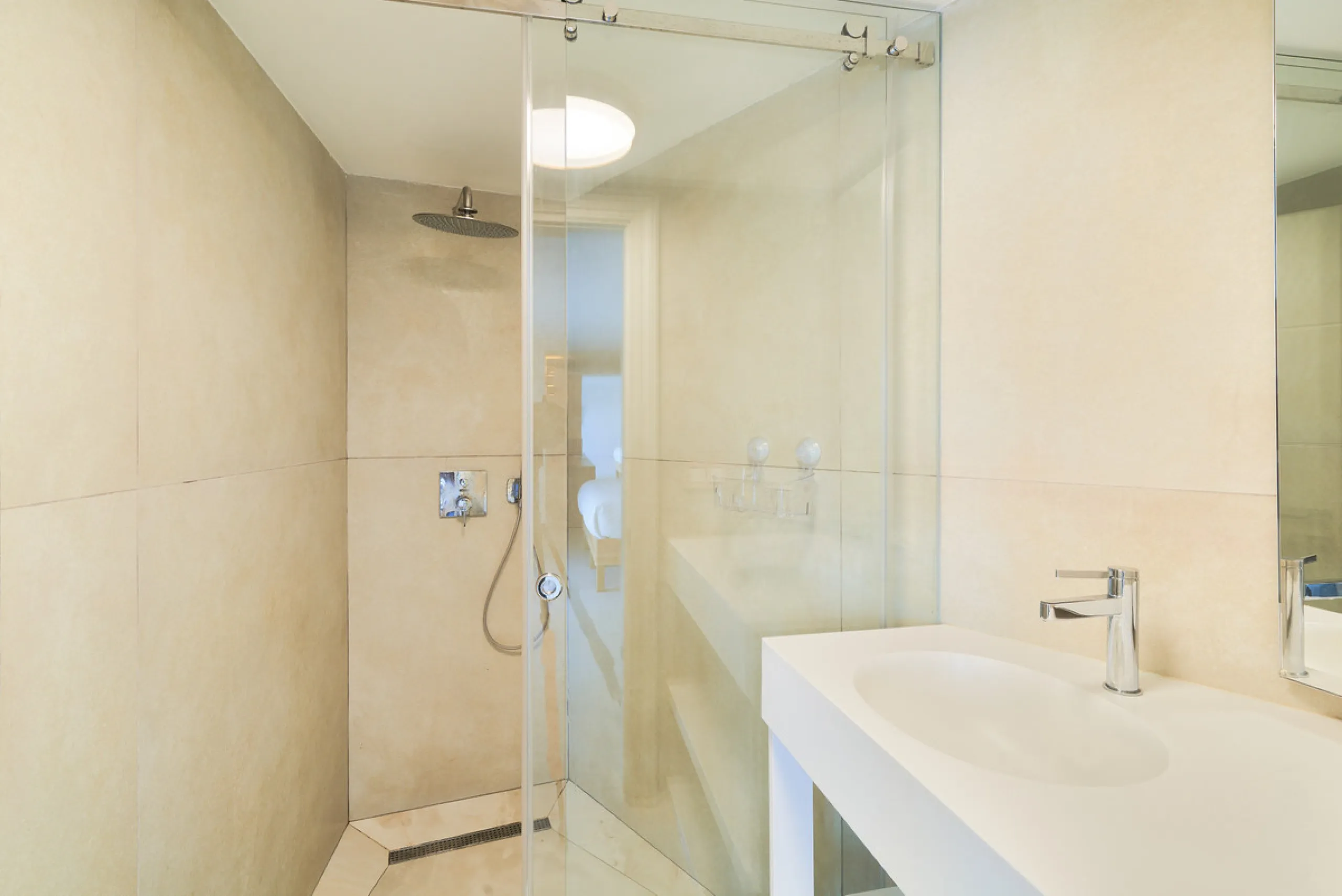 Villa Audrey | Luxury Modern Villa with Private Pool, Tennis Court & Guest Apartment.