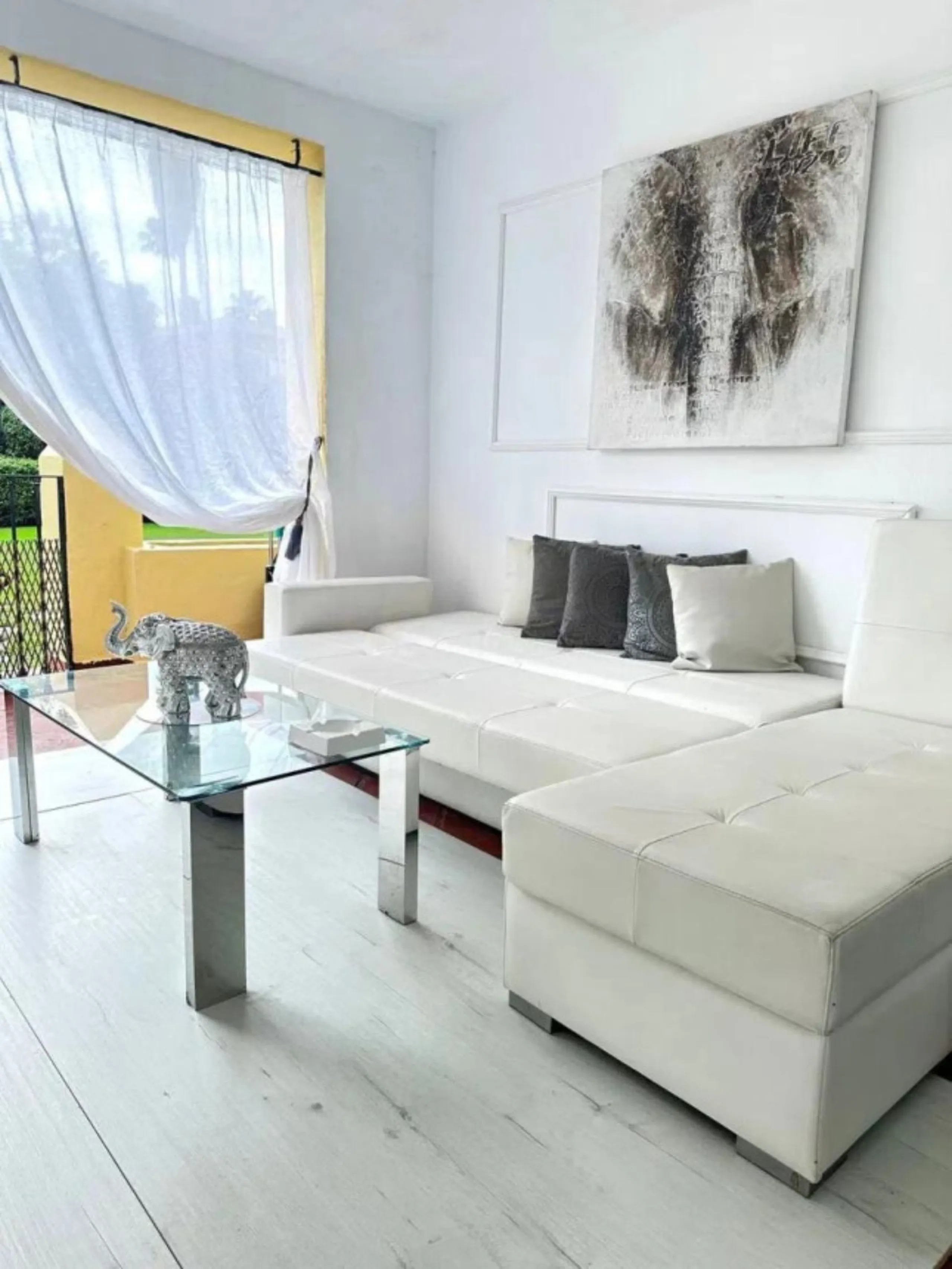 Ground Floor Apartment, Guadalmina Alta, Costa del Sol.