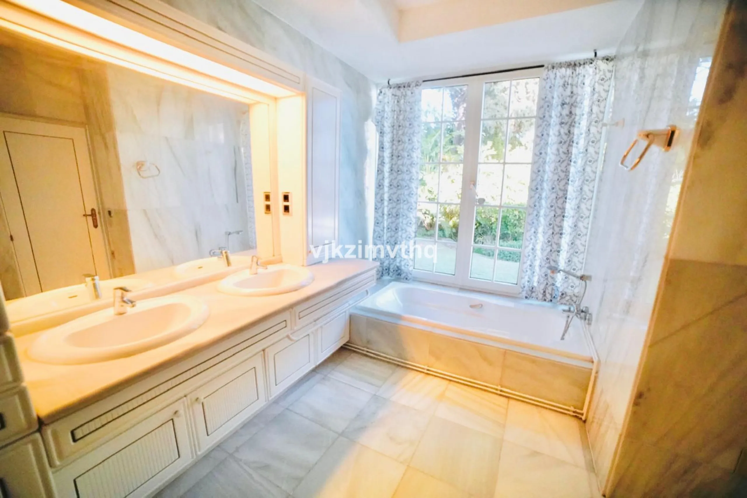 Located in the prestigious and historically significant Rancho Domingo, this exceptional single-story residence offers a rare opportunity to own a home in one of Costa del Sol's most iconic urbanizations. Designed by a student of Frank Lloyd Wright, Ranch
