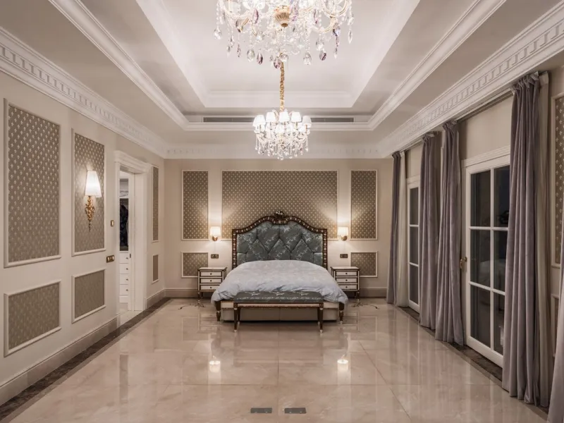 Großzügige Villa mit Meerblick und umfassender privater Ausstattung in Marbella