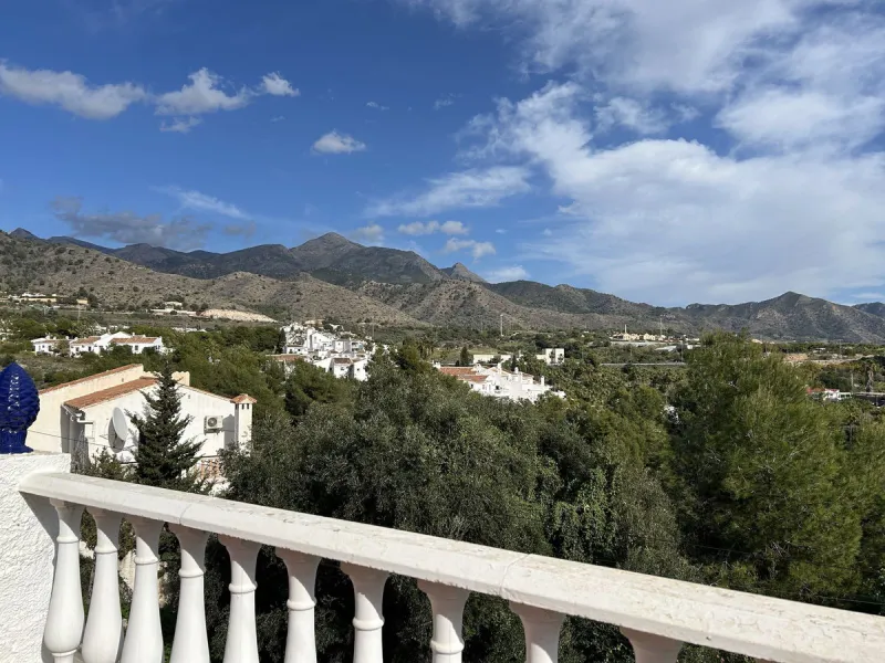 Charming Home with Endless Potential & Stunning Sea Views!