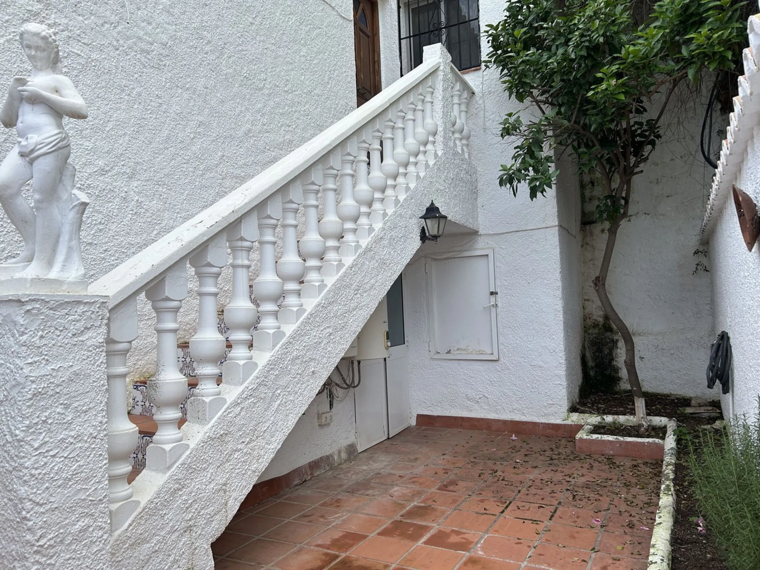 Charming Home with Endless Potential & Stunning Sea Views!