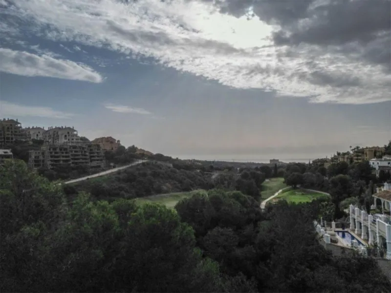 Участок в городе, Elviria, Costa del Sol