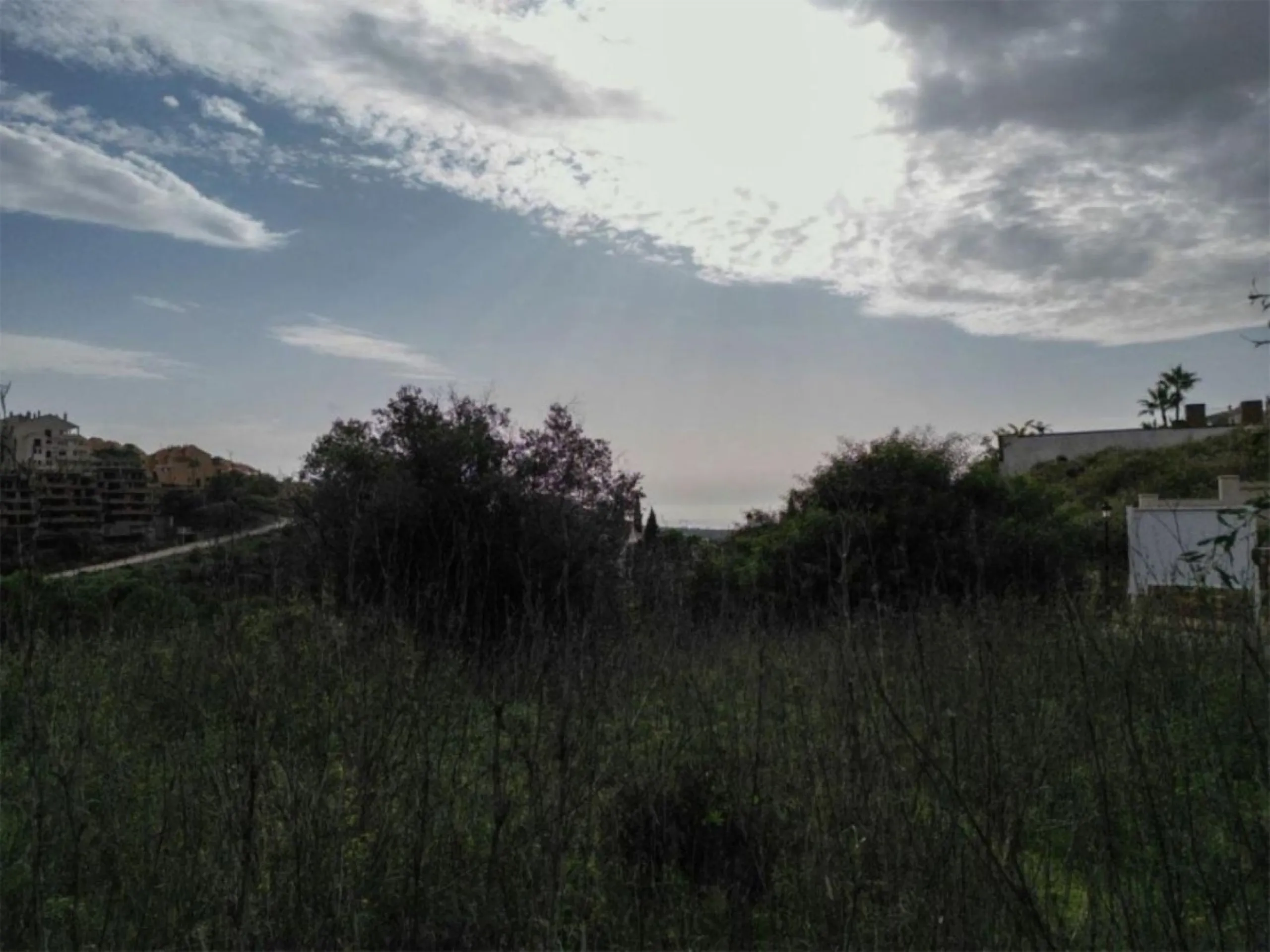 Участок в городе, Elviria, Costa del Sol