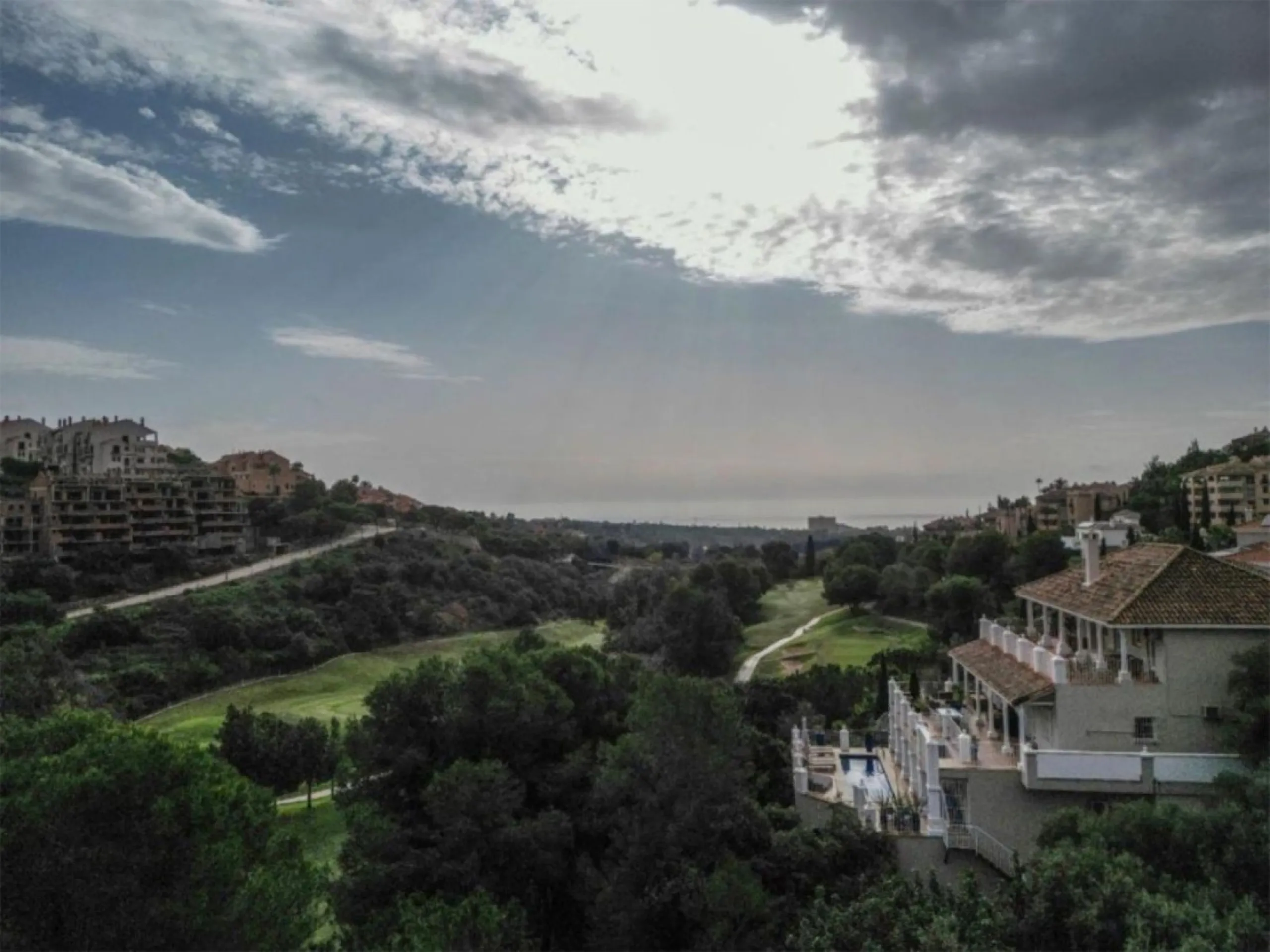 Участок в городе, Elviria, Costa del Sol