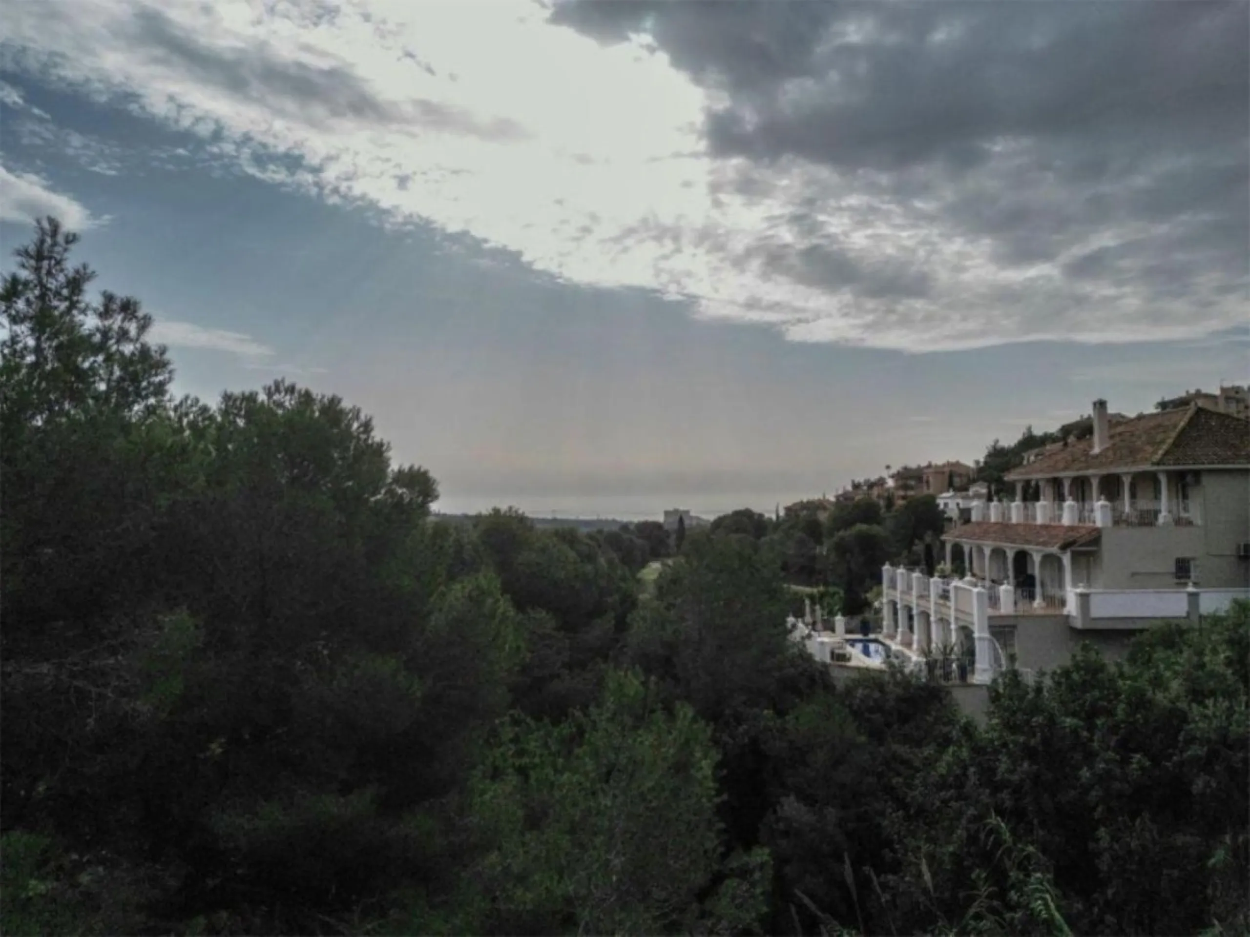 Участок в городе, Elviria, Costa del Sol