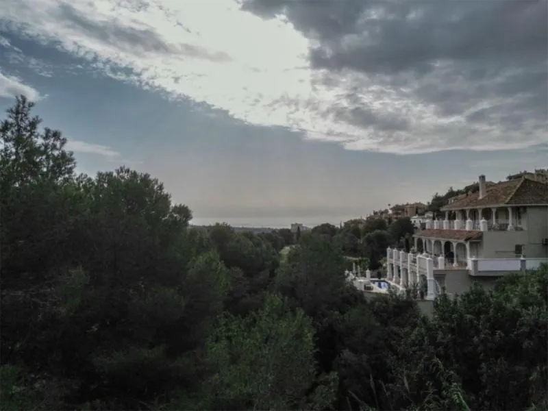 Участок в городе, Elviria, Costa del Sol