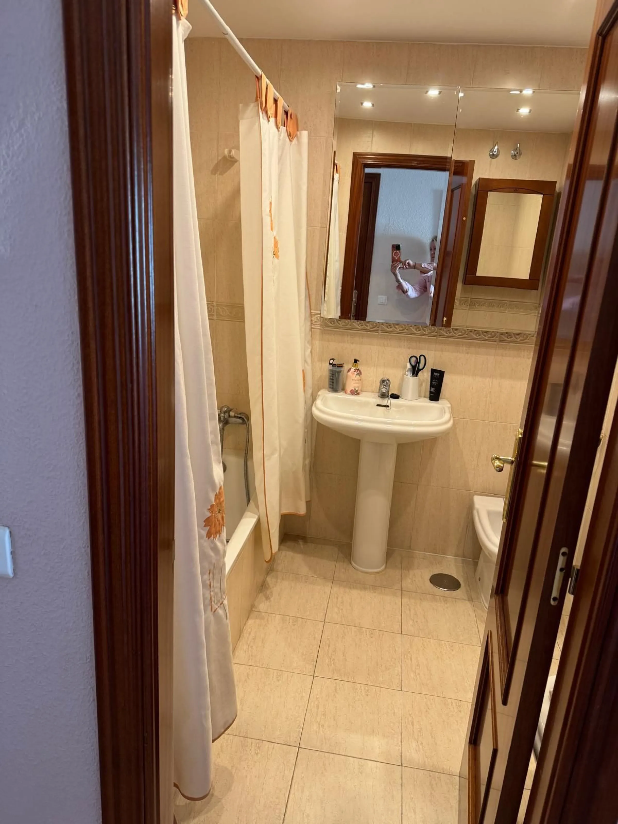 Middle Floor Apartment, Estepona, Costa del Sol.