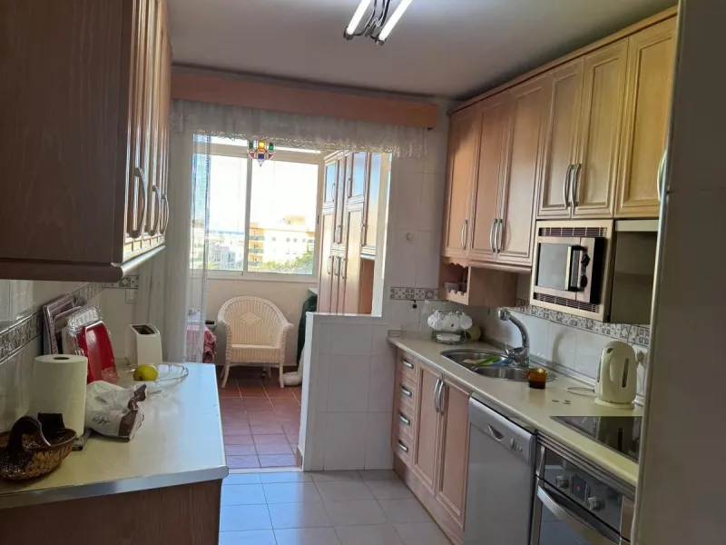 Middle Floor Apartment, Estepona, Costa del Sol.