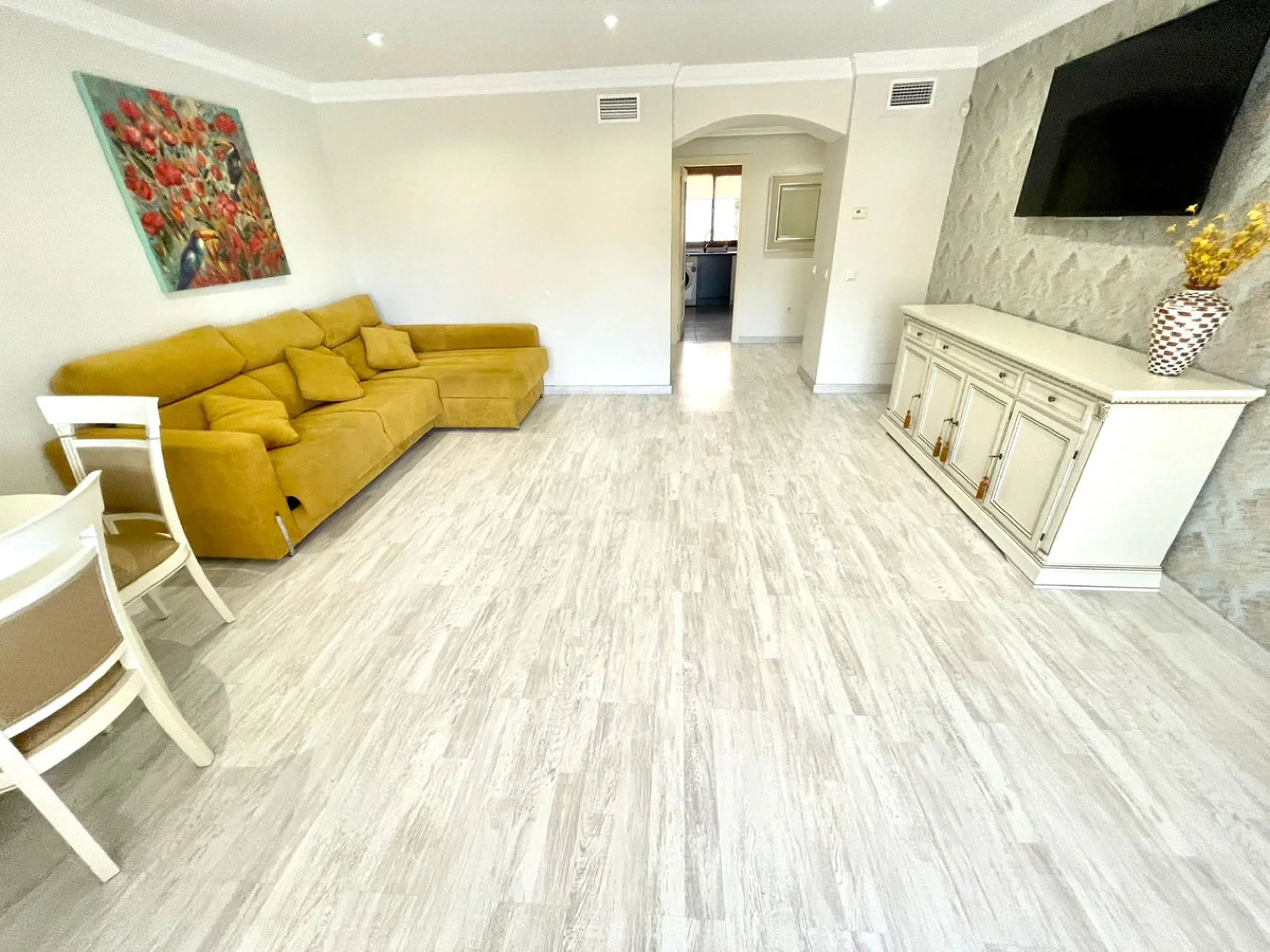 Middle Floor Apartment, Benahavís, Costa del Sol.