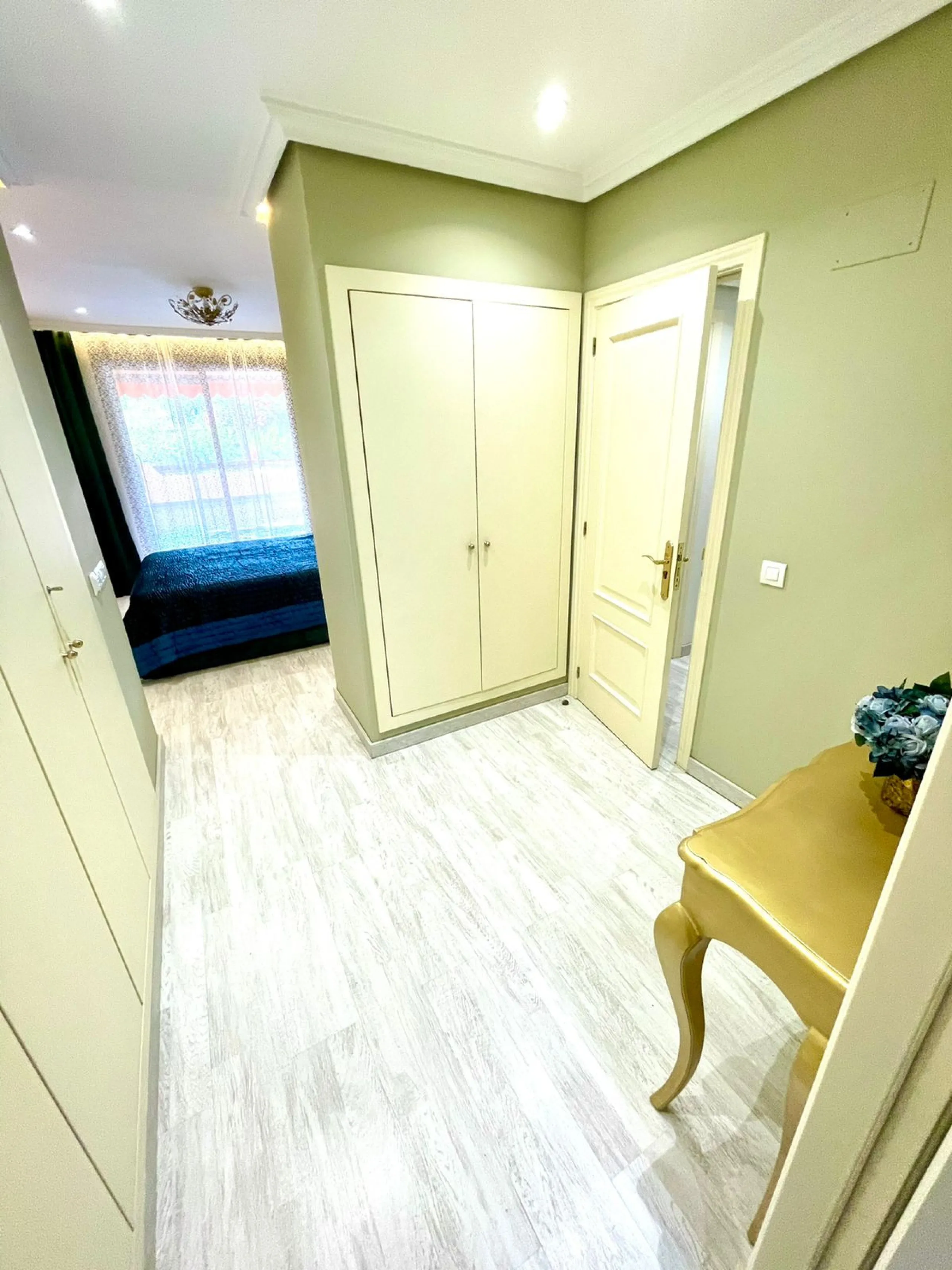 Middle Floor Apartment, Benahavís, Costa del Sol.