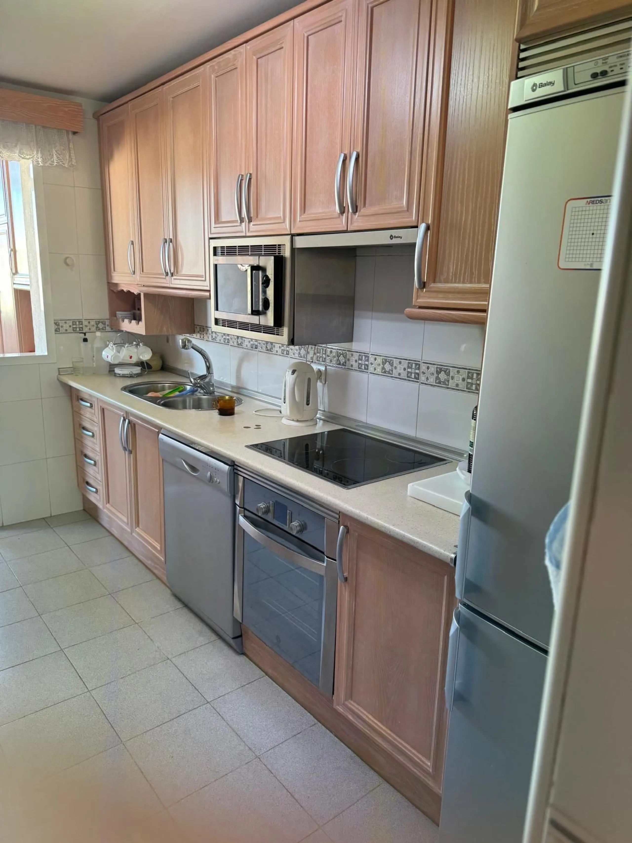 Middle Floor Apartment, Estepona, Costa del Sol.