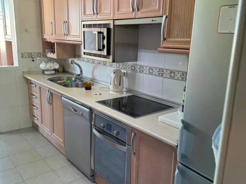 Middle Floor Apartment, Estepona, Costa del Sol.
