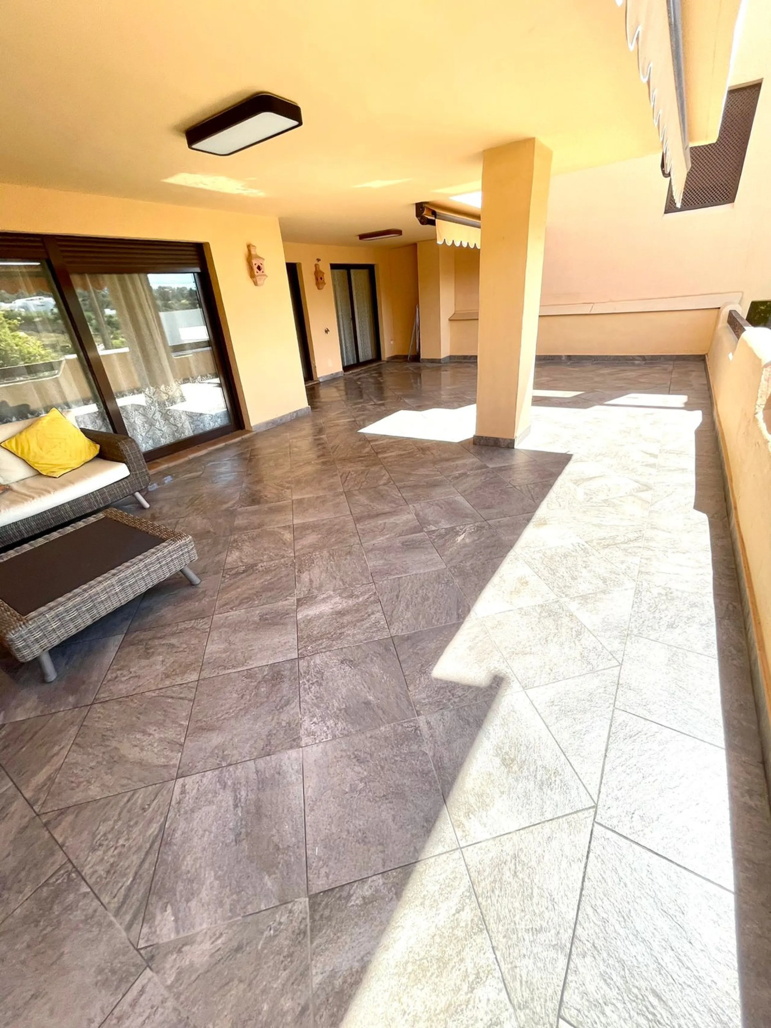 Middle Floor Apartment, Benahavís, Costa del Sol.