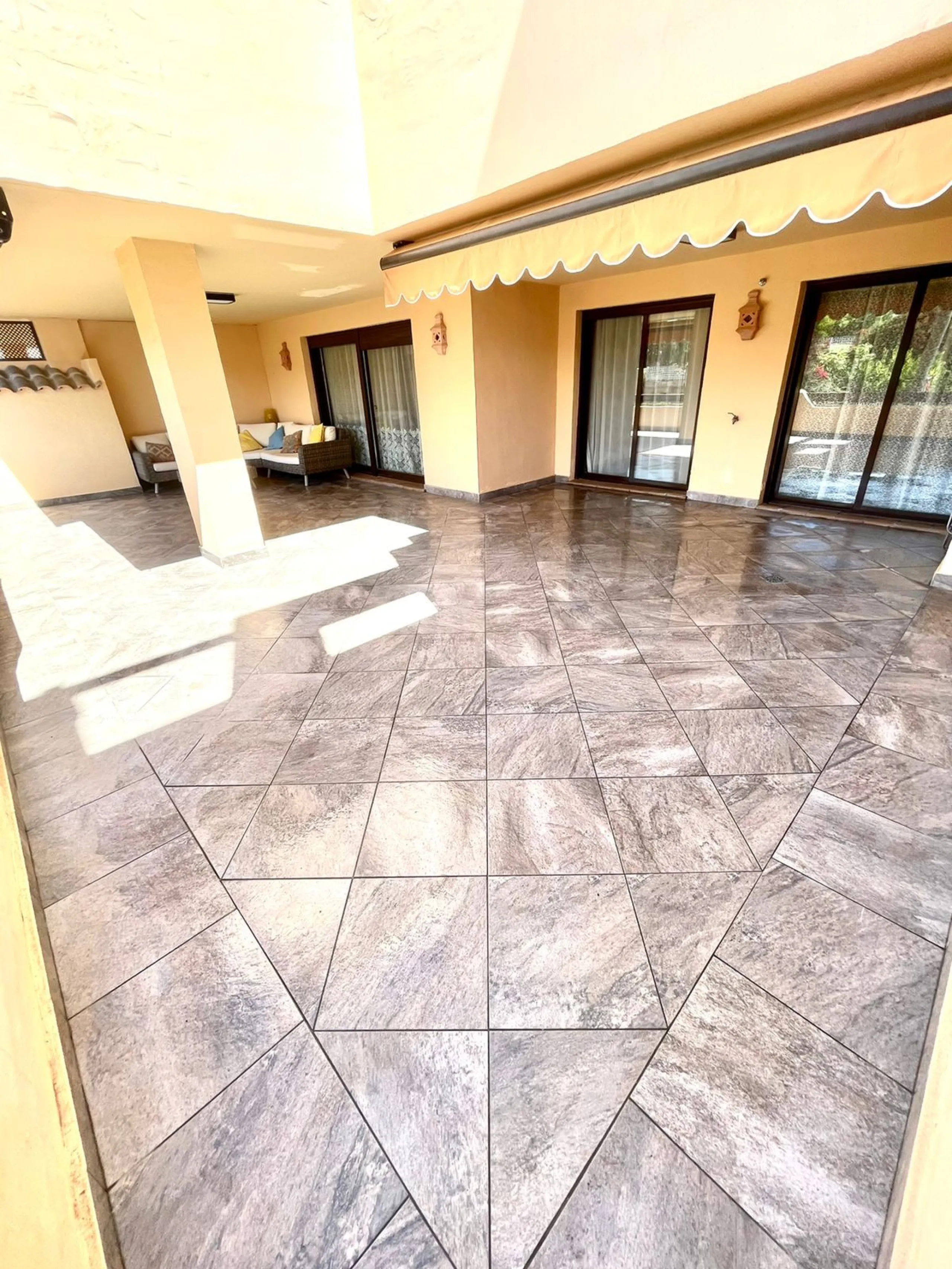 Middle Floor Apartment, Benahavís, Costa del Sol.