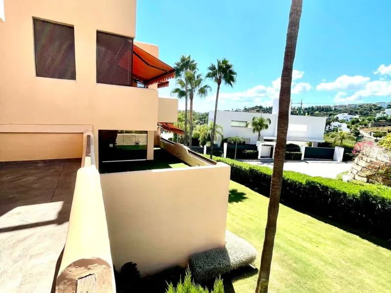 Middle Floor Apartment, Benahavís, Costa del Sol.