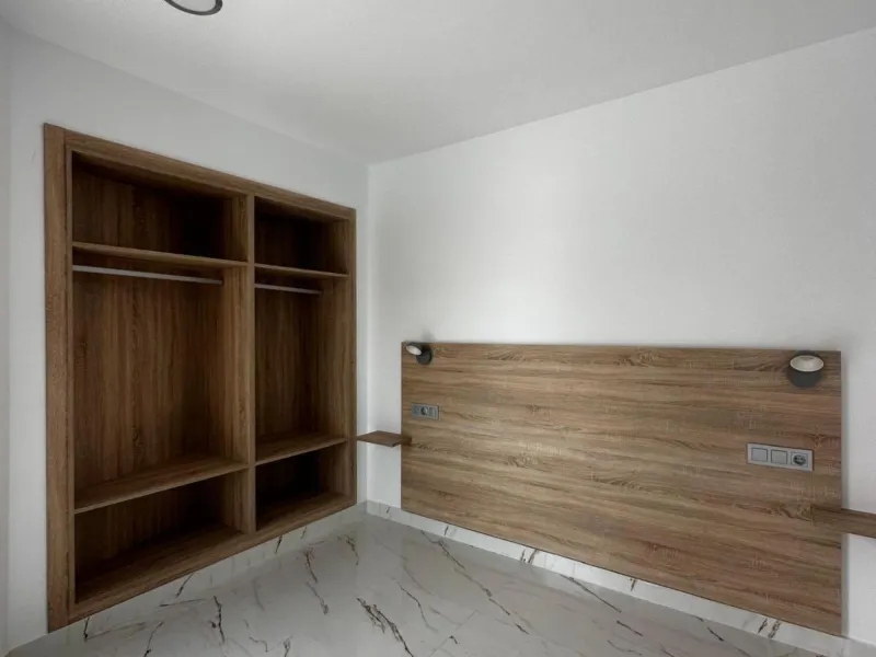 Commercial - Hotel в продаже в Torremolinos, Málaga. В доме 59 спален и 59 ванных комнат. Площадь дома 3370 м²