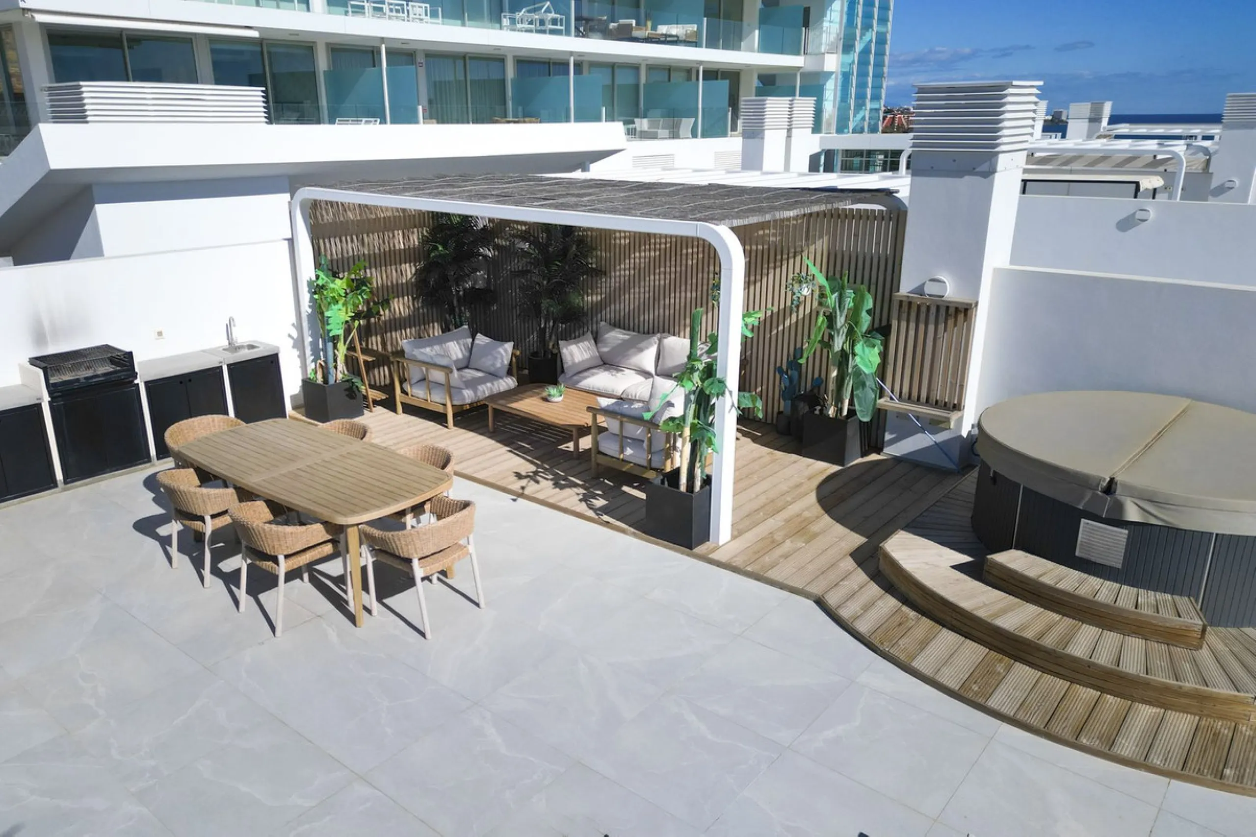 Elegant Penthouse with Breathtaking Views in Higuerón, Fuengirola