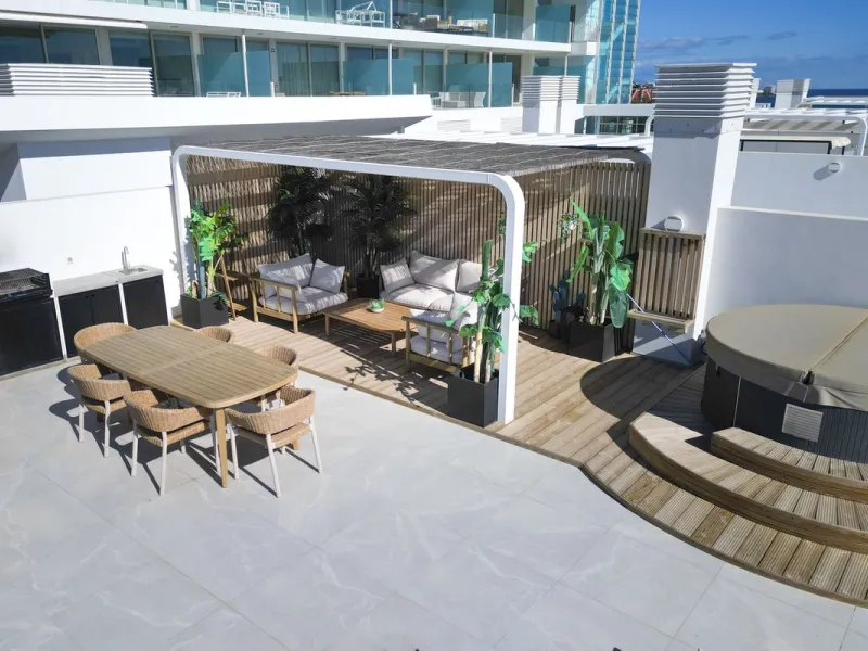 Elegant Penthouse with Breathtaking Views in Higuerón, Fuengirola