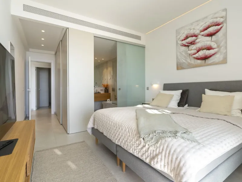 Elegant Penthouse with Breathtaking Views in Higuerón, Fuengirola