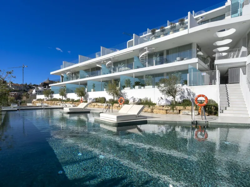 Elegant Penthouse with Breathtaking Views in Higuerón, Fuengirola