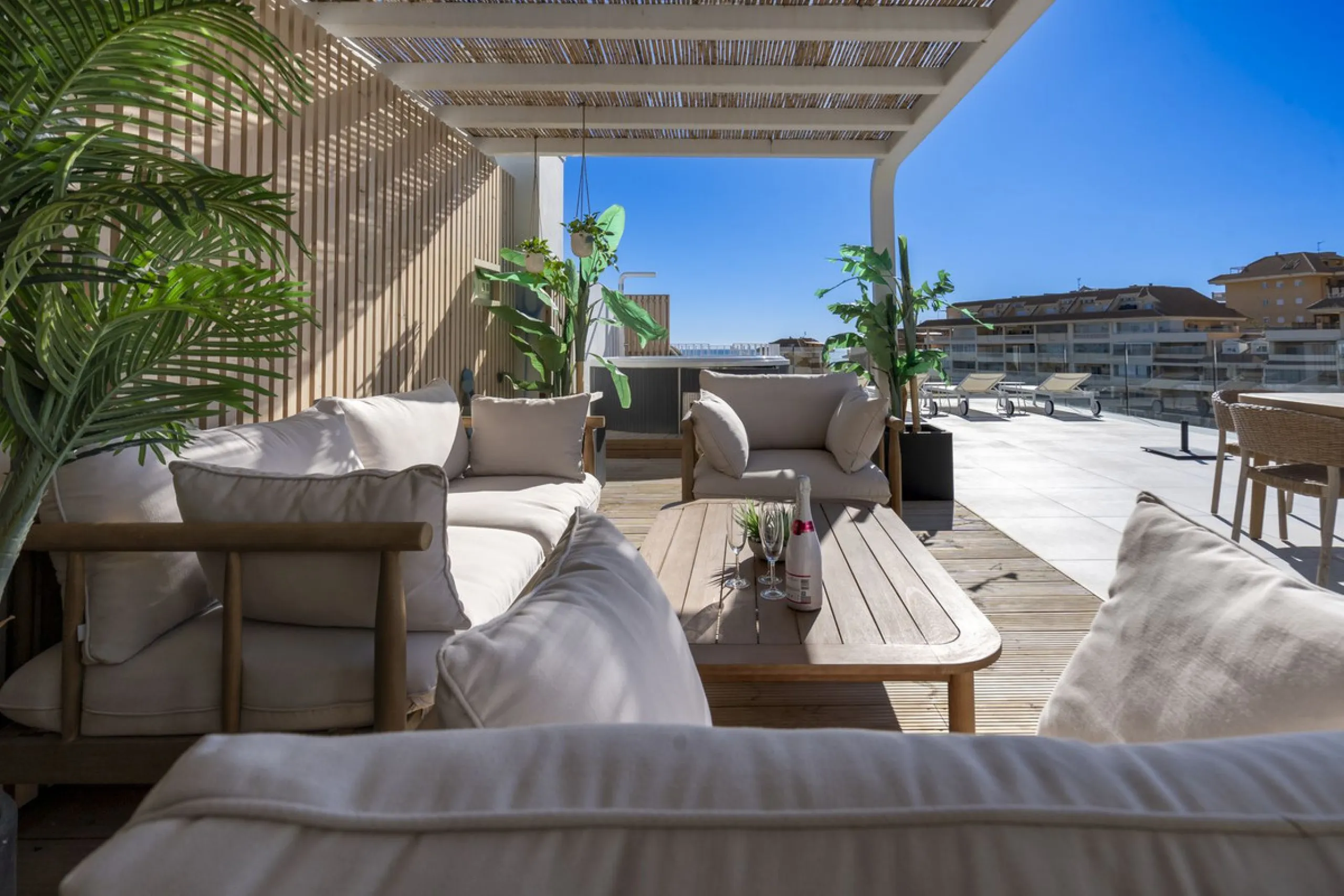 Elegant Penthouse with Breathtaking Views in Higuerón, Fuengirola