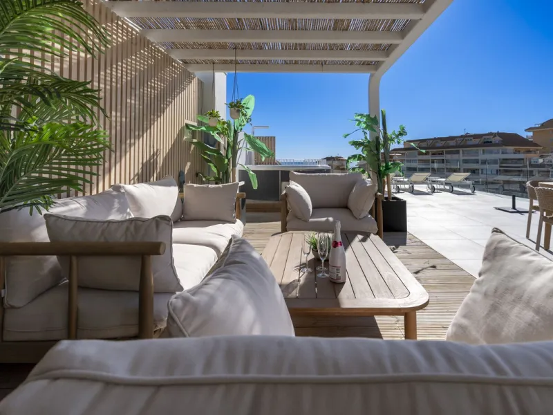 Elegant Penthouse with Breathtaking Views in Higuerón, Fuengirola