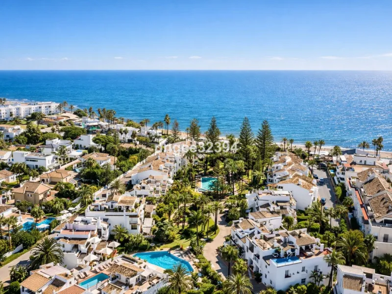 Beach Ground-Floor Garden Apartment | San Pedro de Alcántara Playa