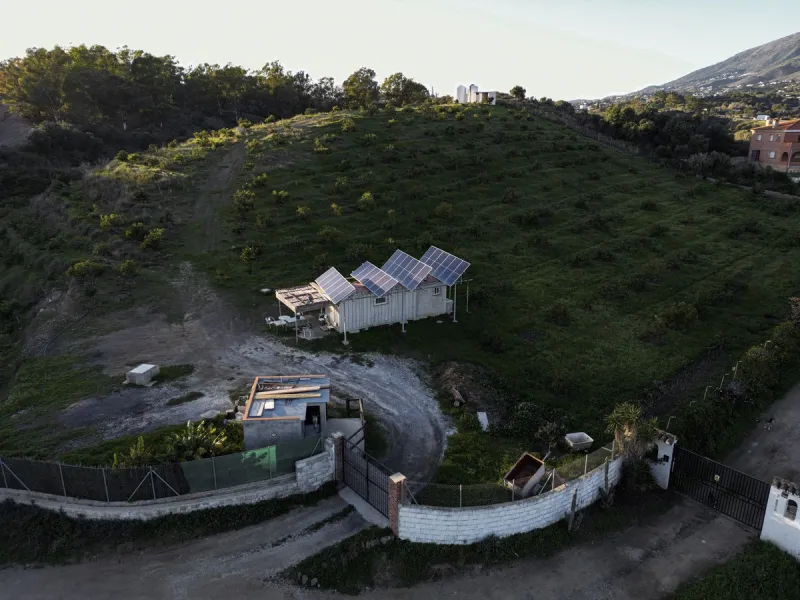 Urban plot for sale in development area Coto-Sierrezuela, in Mijas.