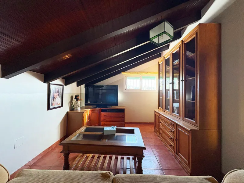 * Independent 3-Bedroom Villa with Private Pool and Stunning Panoramic Views in La Cala de Mijas *