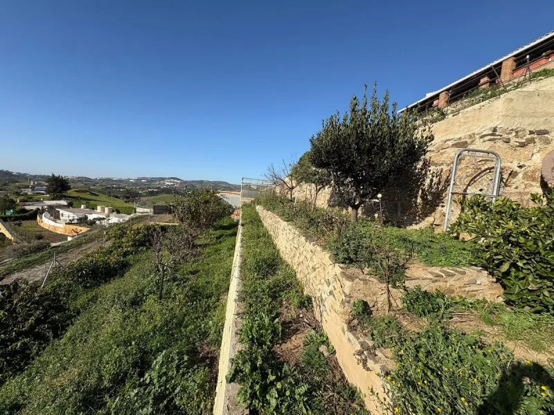 * Independent 3-Bedroom Villa with Private Pool and Stunning Panoramic Views in La Cala de Mijas *