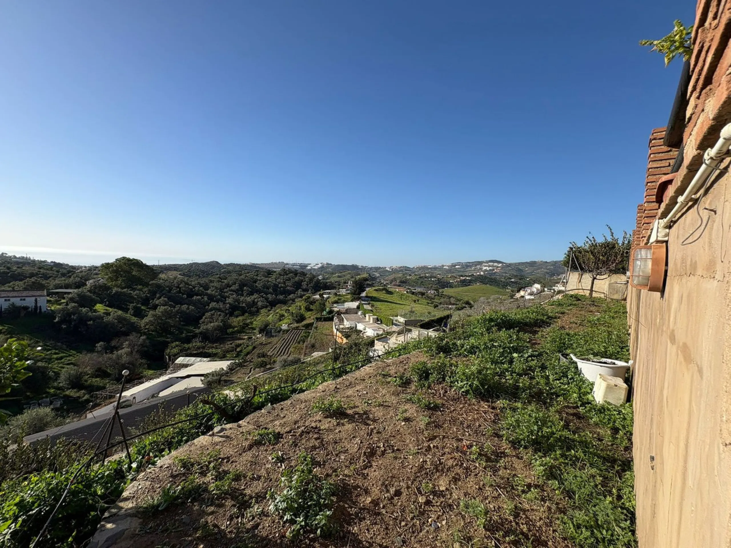 * Independent 3-Bedroom Villa with Private Pool and Stunning Panoramic Views in La Cala de Mijas *