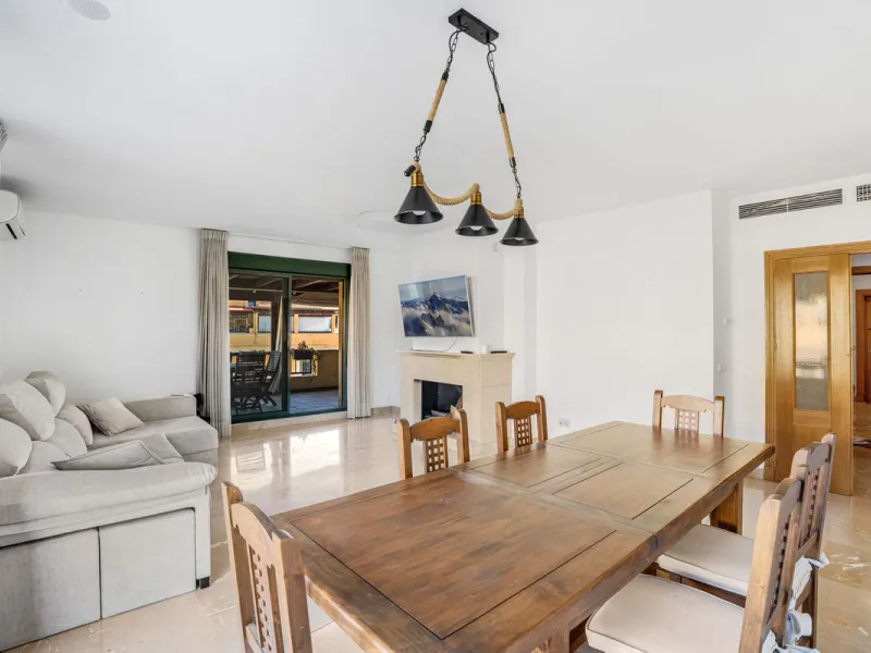 **Stunning Penthouse in San Pedro de Alcántara**